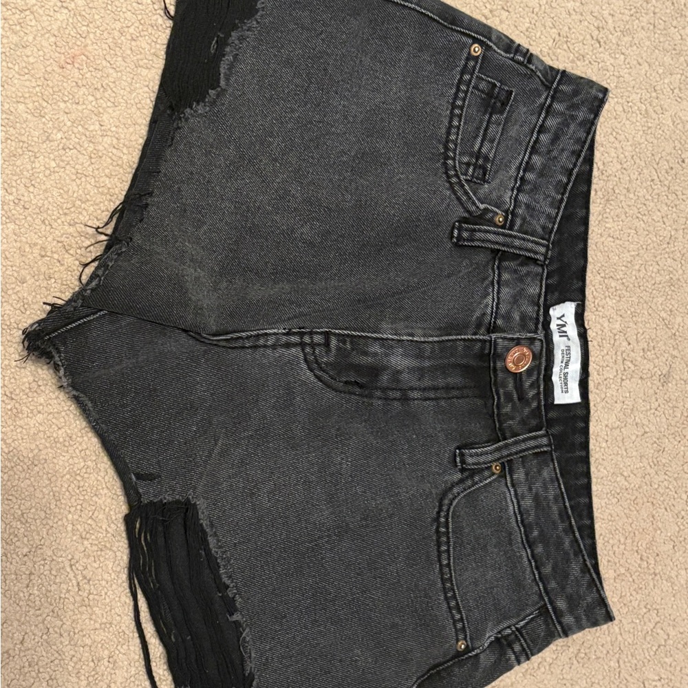 Black Frayed Hem Jean Shorts